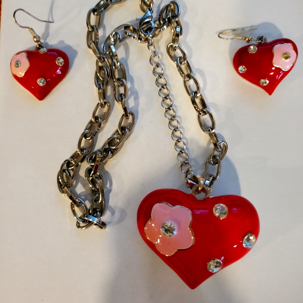 Red Heart Pendant Necklace and Earring Set